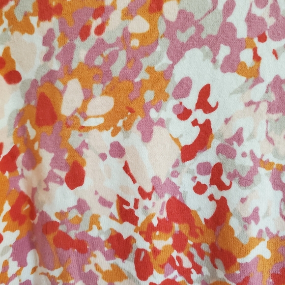 NWOT Long sleeve floral M/L cardigan - Picture 5 of 5